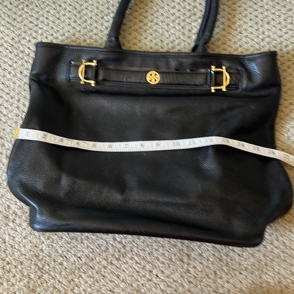 Tory Burch Handbag - Picture 9 of 11